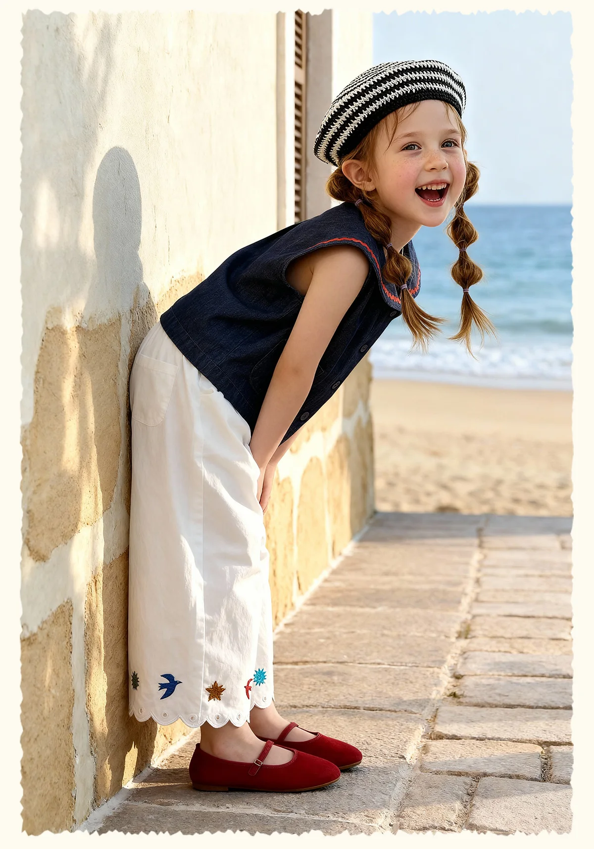 Amila 2026 Sommer Neue Kinder-Freizeithose mit Blumen- und Vogelstickerei, lockerer, lässiger Stil, einfarbig, weites Bein – Detail 8