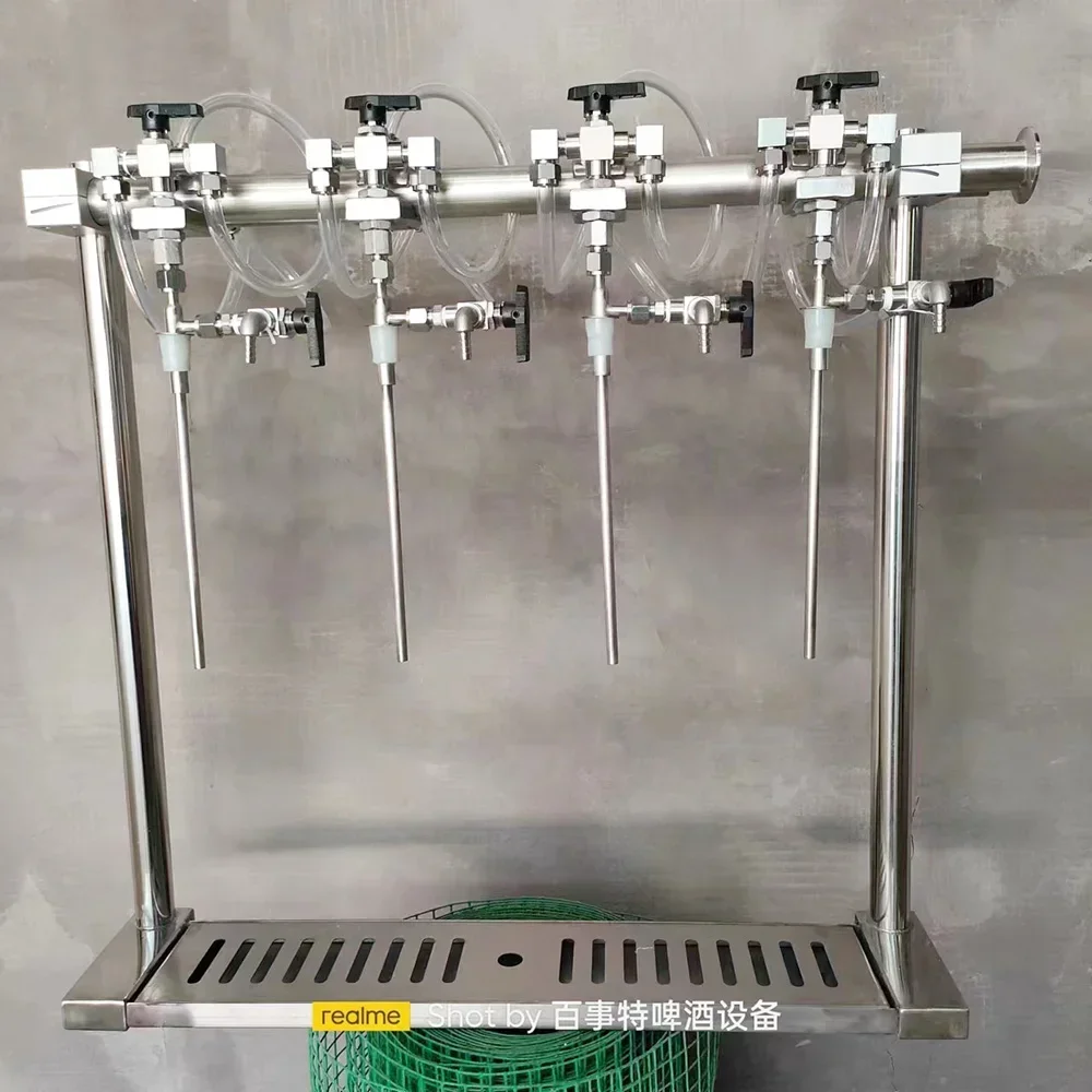 4 Heads Counter Pressure Bottle Filler/Simple Manual Filling Machine