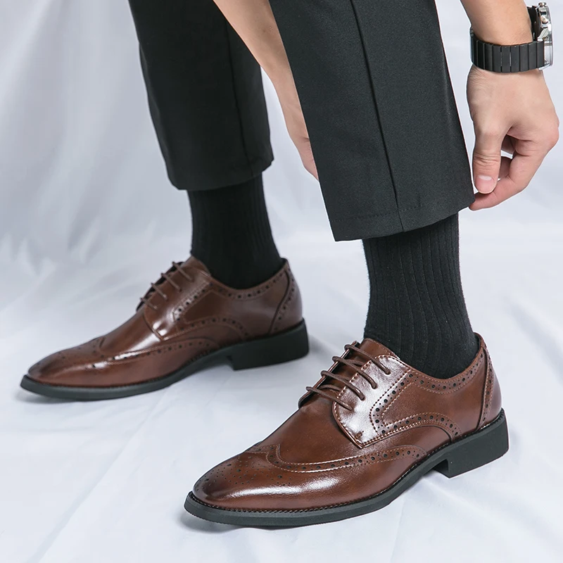 

2024 new leather Brock carved leather shoes men's business formal Derby best man wedding groom lace-up casual shoes