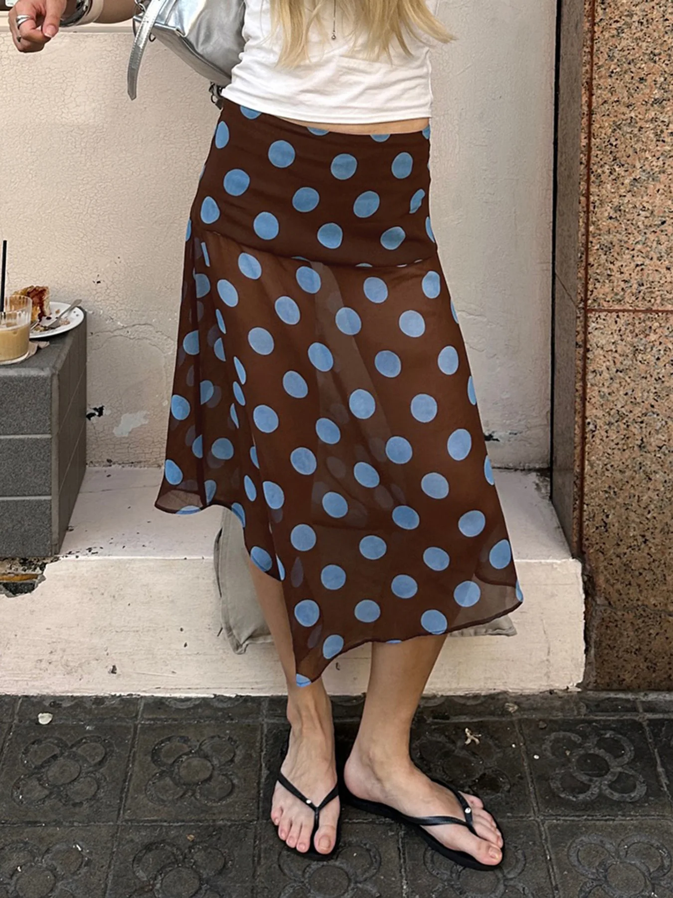 Ensemble haut col licou à pois pour femmes, dos nu, haut sans manches, Mini jupe fluide, costume élégant d'été, ensembles de mode pour dames, 2025