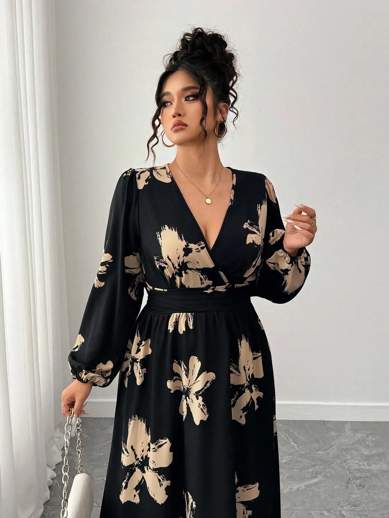 

Plus Size Women Floral Print Elegant Crossover Neck Puff Sleeve Long Dress