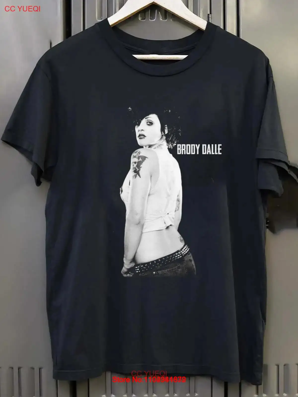 Rare Hot Brody Dalle Classic Gift For Fan Black All Size T-Shirt AH1318