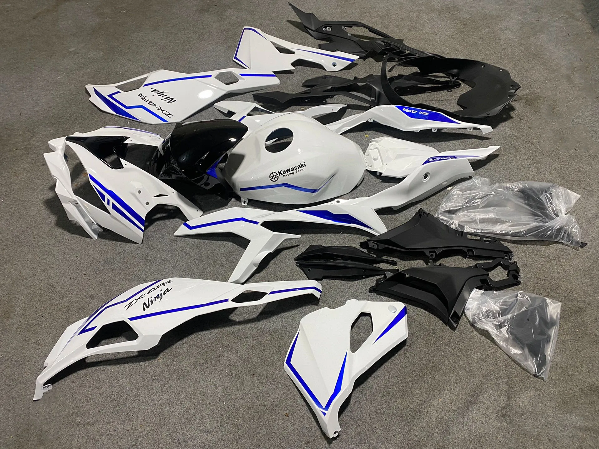 For KAWASAKI Ninja ZX-4RR ZX-25R 2019-2023 ABS Motorcycle full Fairing Kit Fit For KAWASAKI Ninja ZX4RR ZX25R Bodywork Fairings