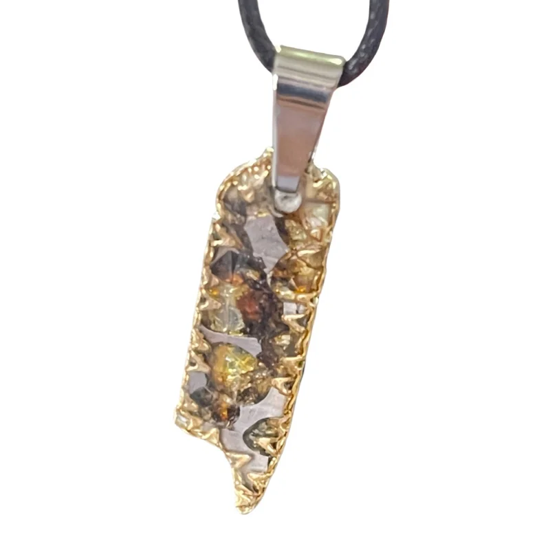 2.1g Seymchan Olive Meteorite manual Pendant Olive Meteorite Natural Olive Meteorite Necklace Pendant Specimen Collection- LB149