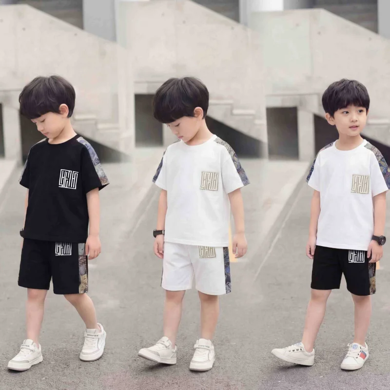

Boys' Summer Outfit Set2026New stylish and fashionable short-sleeved shorts children's clothing for summer cool and handsome boy