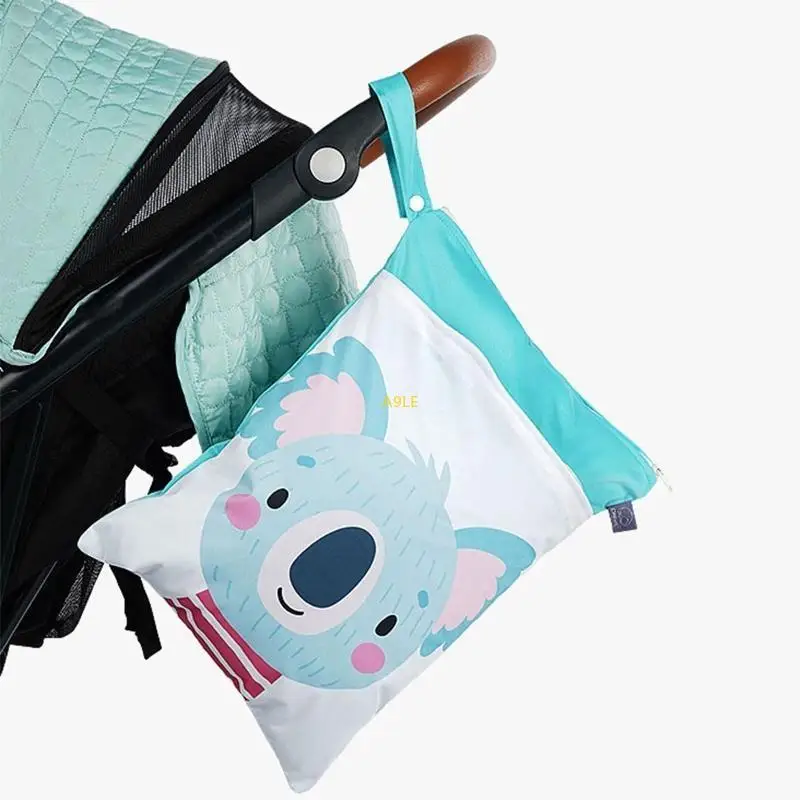 Baby Popok Bag Kartun Cetak Air Tahan Air Basah Kering Ritsleting Tangan Tangan Kereta Bawa Bawa Paket Perjalanan Luar Ruang