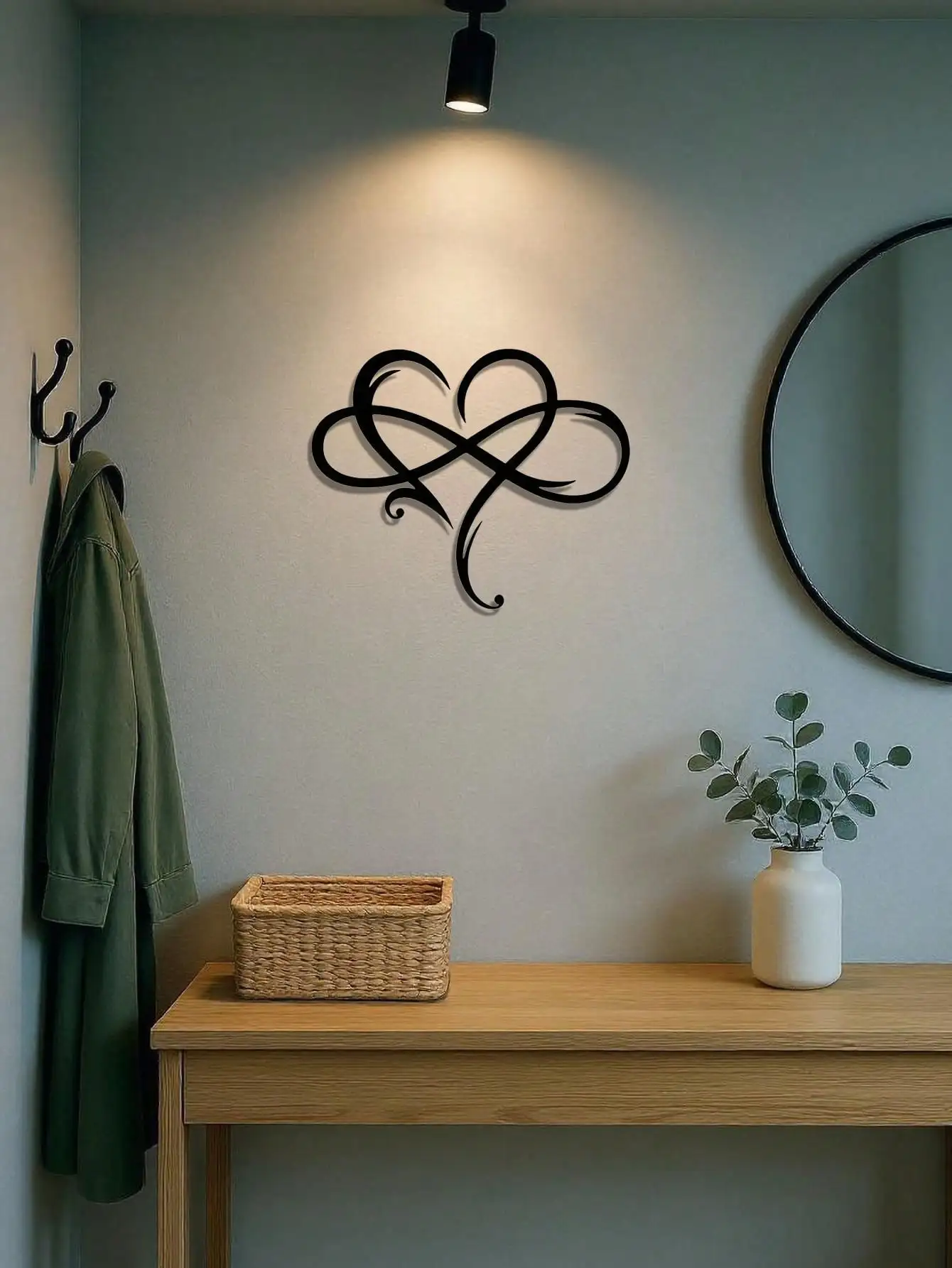 "Infinity Heart Metal Wall Art – Eternal Love Geometric Sculpture | Romantic Decor for Bedroom & Weddings"