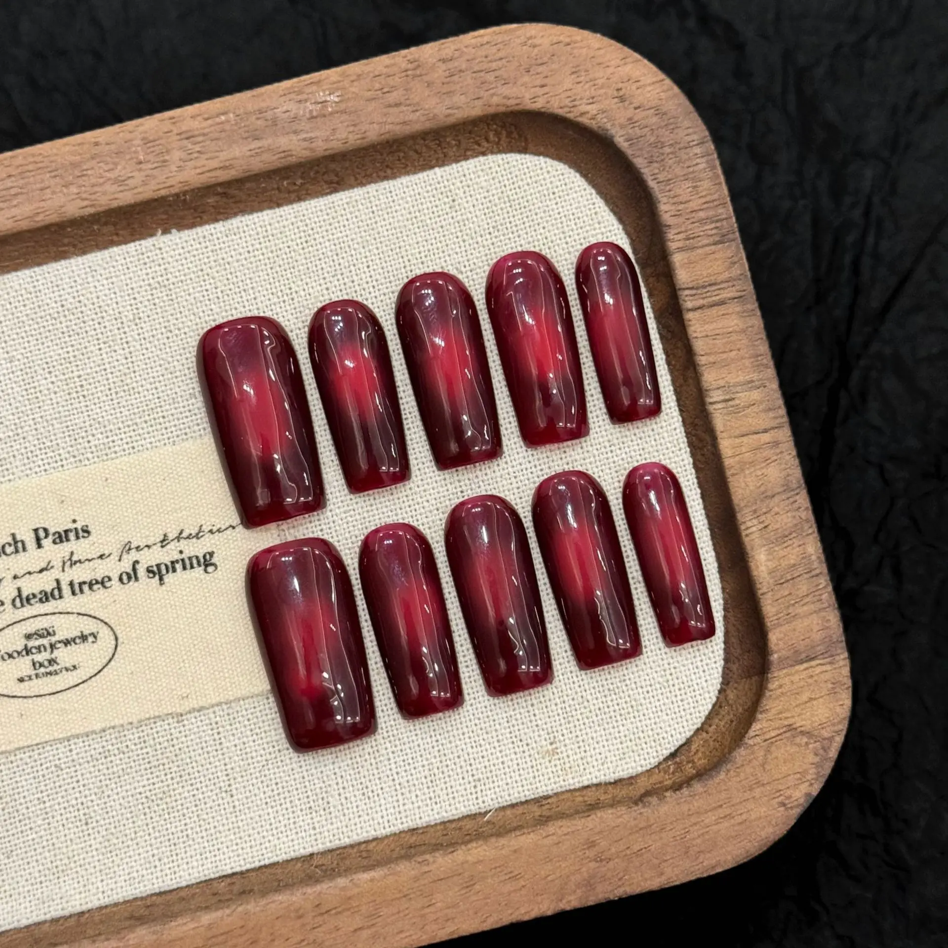 10pcs Handmade Press On Nails Blood Red Glass Beads Blush Fake Nail Simple Mid-length Coffin False Nails Daily Manicure Art