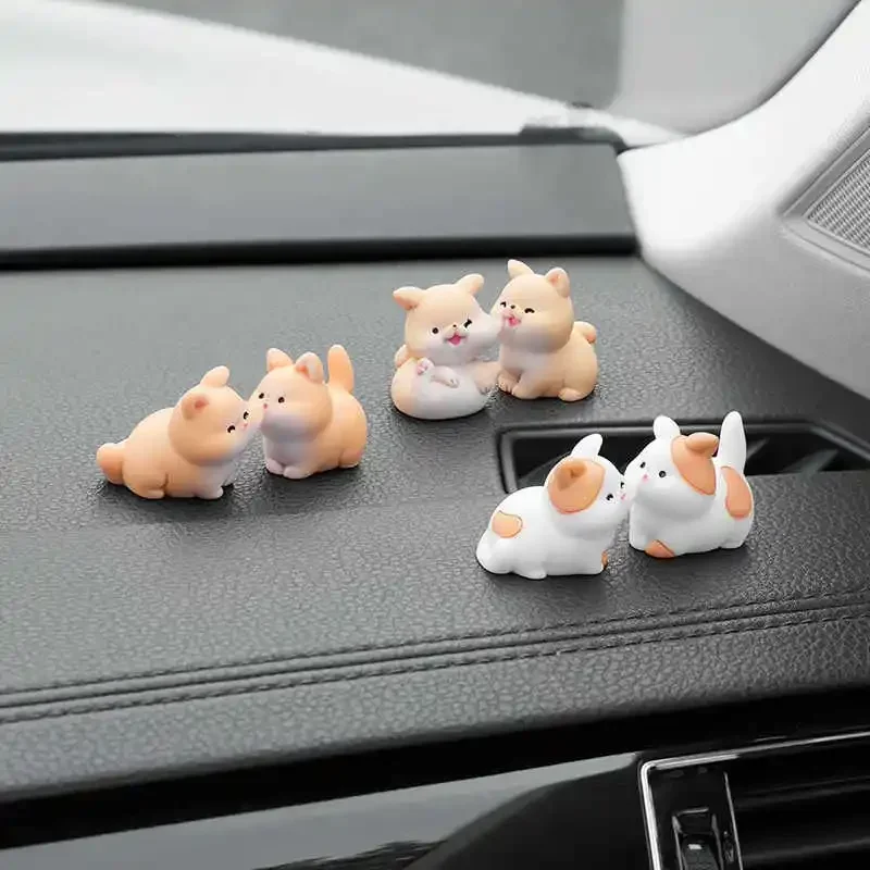 2Pcs Cartoon Kiss Face Friendly Animals Doll Ornaments Funny Ducks Frogs Figurines Ornaments Car Interior Dashboard for Gifts