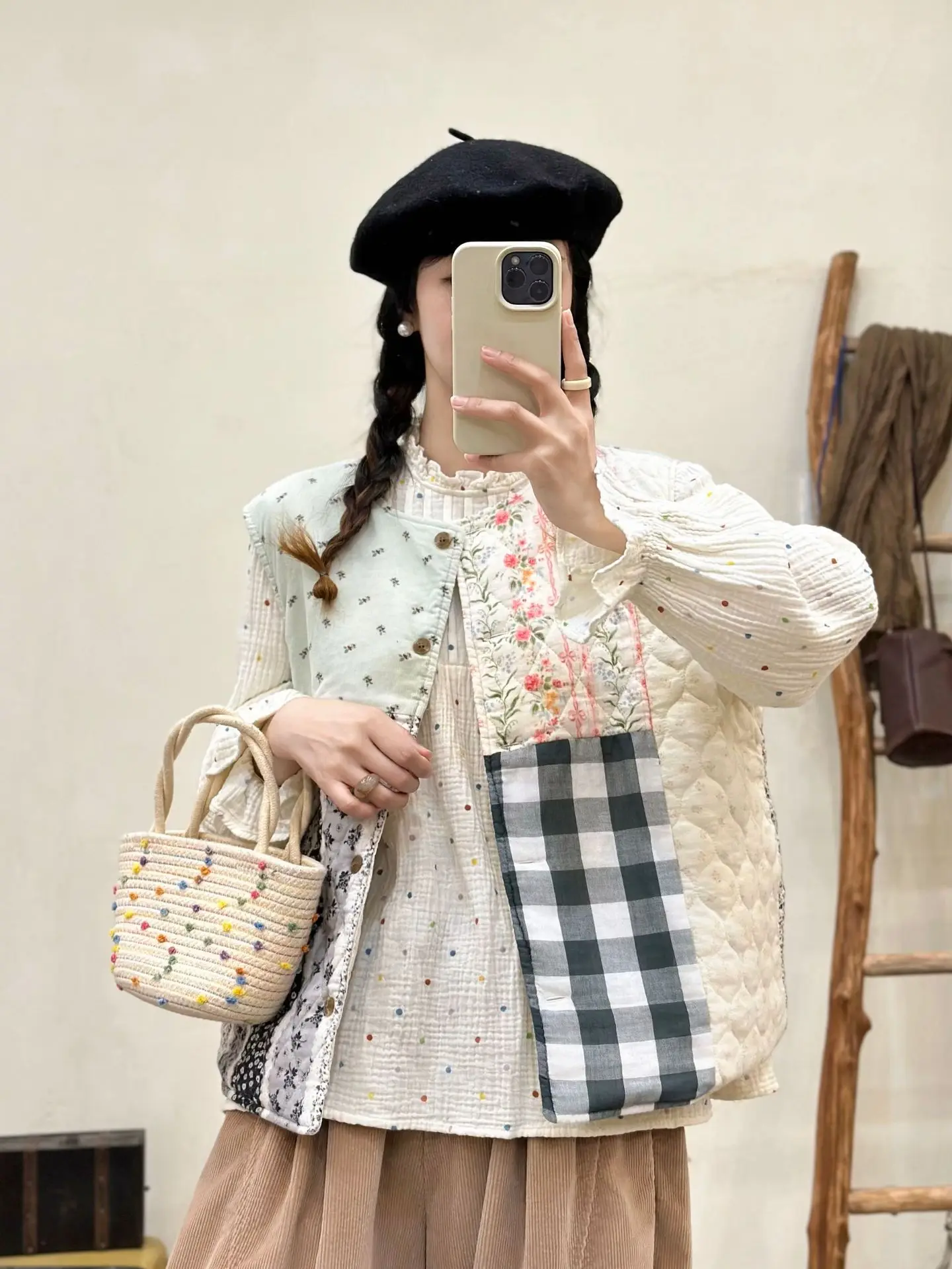 

2026 Mori Girl Стильный лоскутный хлопковый стеганый жилет с принтом для женщин, осенне-зимняя толстая теплая куртка без рукавов, верхняя одежда