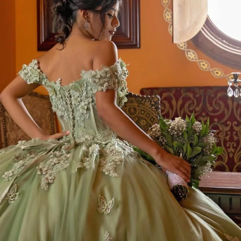 Abiti Quinceanera verde menta personalizzati con spalle scoperte applique in cristallo fiore 3D pizzo coda lunga Vestido 15 Quinceanera