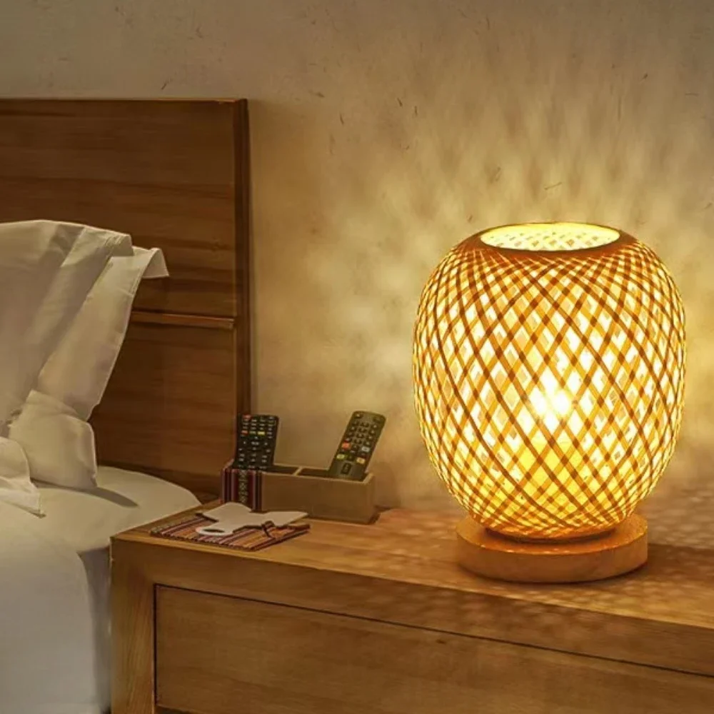 Bamboo Weaving Table Lamp with Handmade Natural Wooden Base, Retro Desk Lamp Reading Light Home Decor  Table Lamp