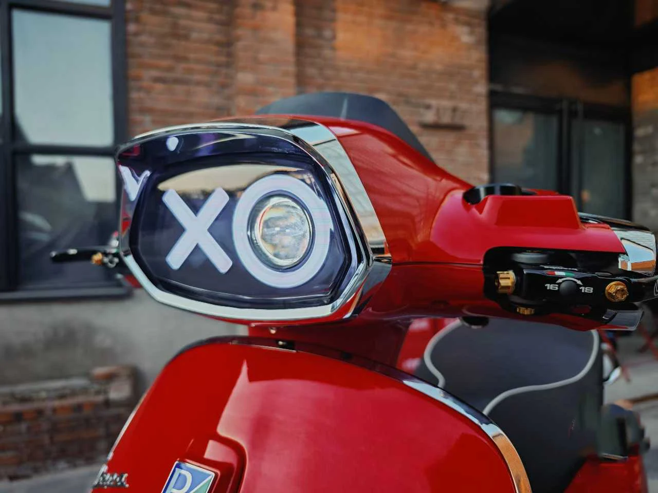 YIAA LED Motorcycle Headlight Hi/Lo projector Bluetooth RGB dynamic halo ring white yellow For Vespa SPRINT 150 125 50