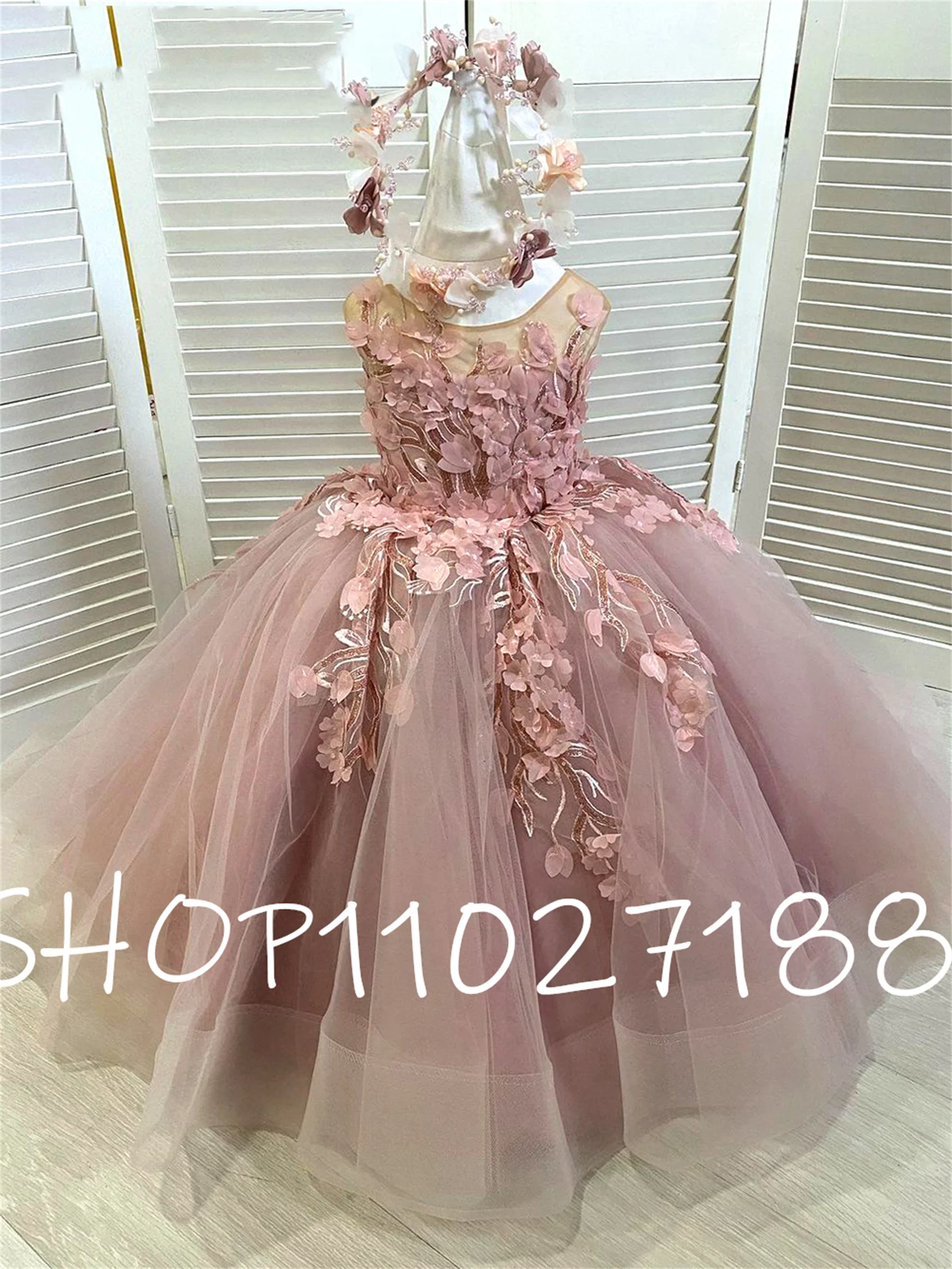 Abiti da ragazza di fiori in pizzo Tulle Puffy Girl Princess Dress senza maniche Long Girl Wedding Party Dress Child Dress Baby Girl Dress