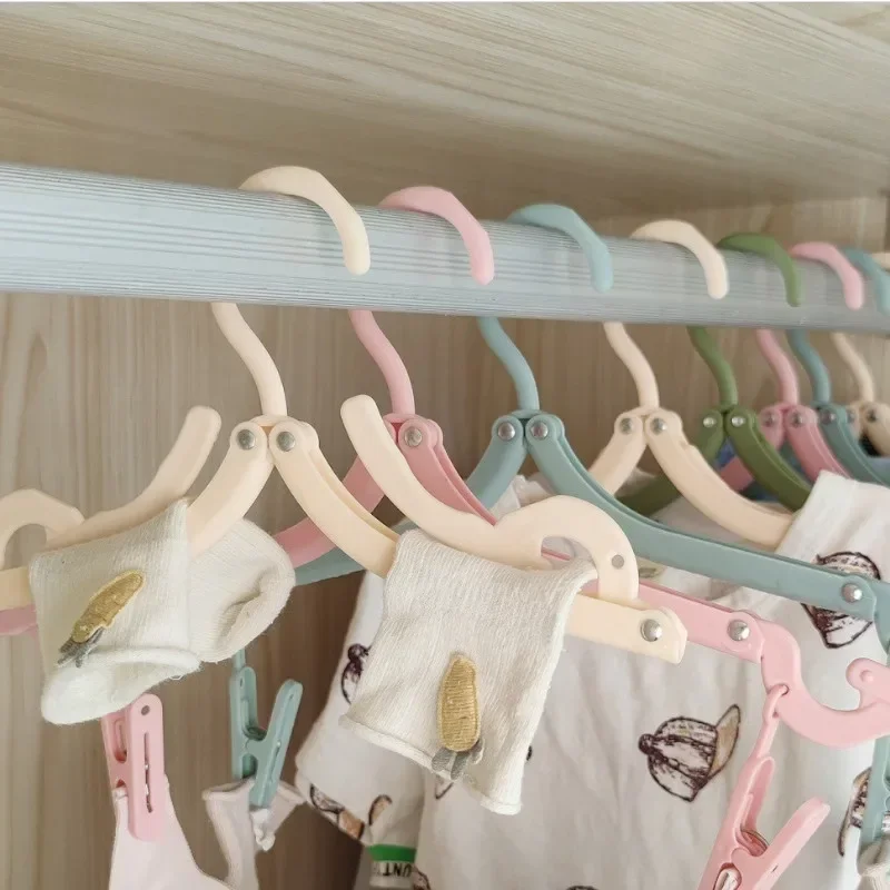 Travel Folding Plastic Clothes Hangers Portable Business Trip Storage Bag Student Dormitory Socks Underwear Drying Rack