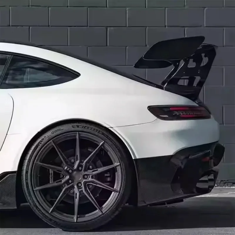 YICKU Kit corpo di alta qualità per GT Upgrade BS Style Ricambi auto Paraurti anteriore Paraurti posteriore Minigonne laterali Parafango