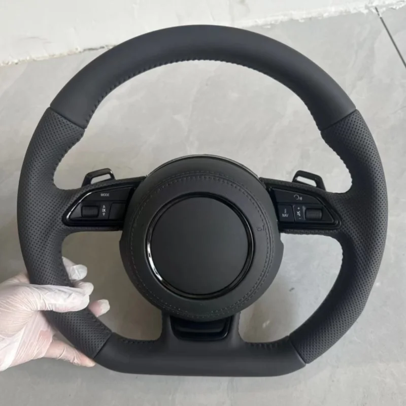 アウディ A3 A4 A5 A6 A7 Q3 Q5 Q7用 フルパンチングステアリング