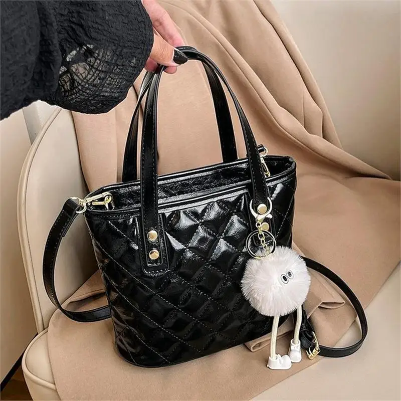 

2025 New Women's Premium Fashion Basket Bucket Bag - Embroidered Thread Crossbody Mini