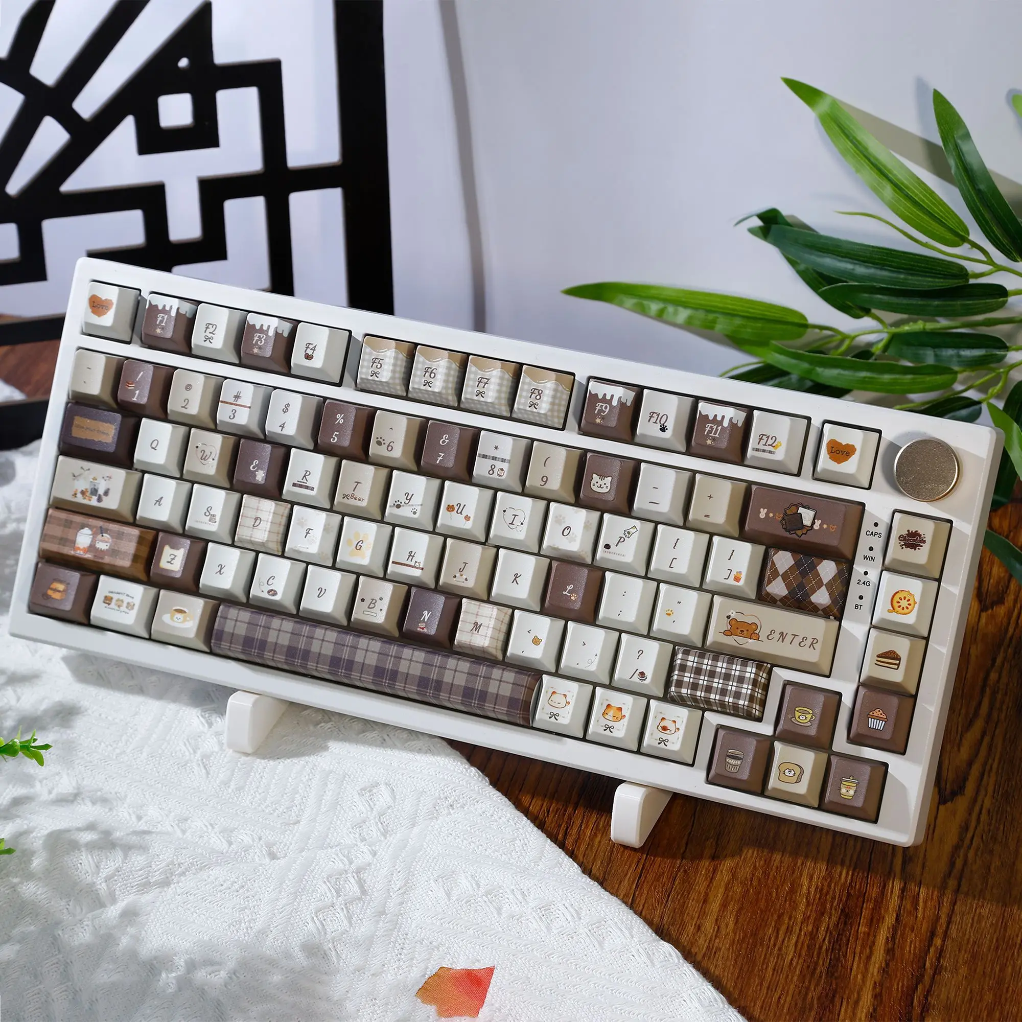 Cat Cafe PBT Keys Cherry Keycaps Cute Keycap Gift for Girl Cute Dye Sublimation Mechanical Keyboard for Made68 Mad68 Wooting 60