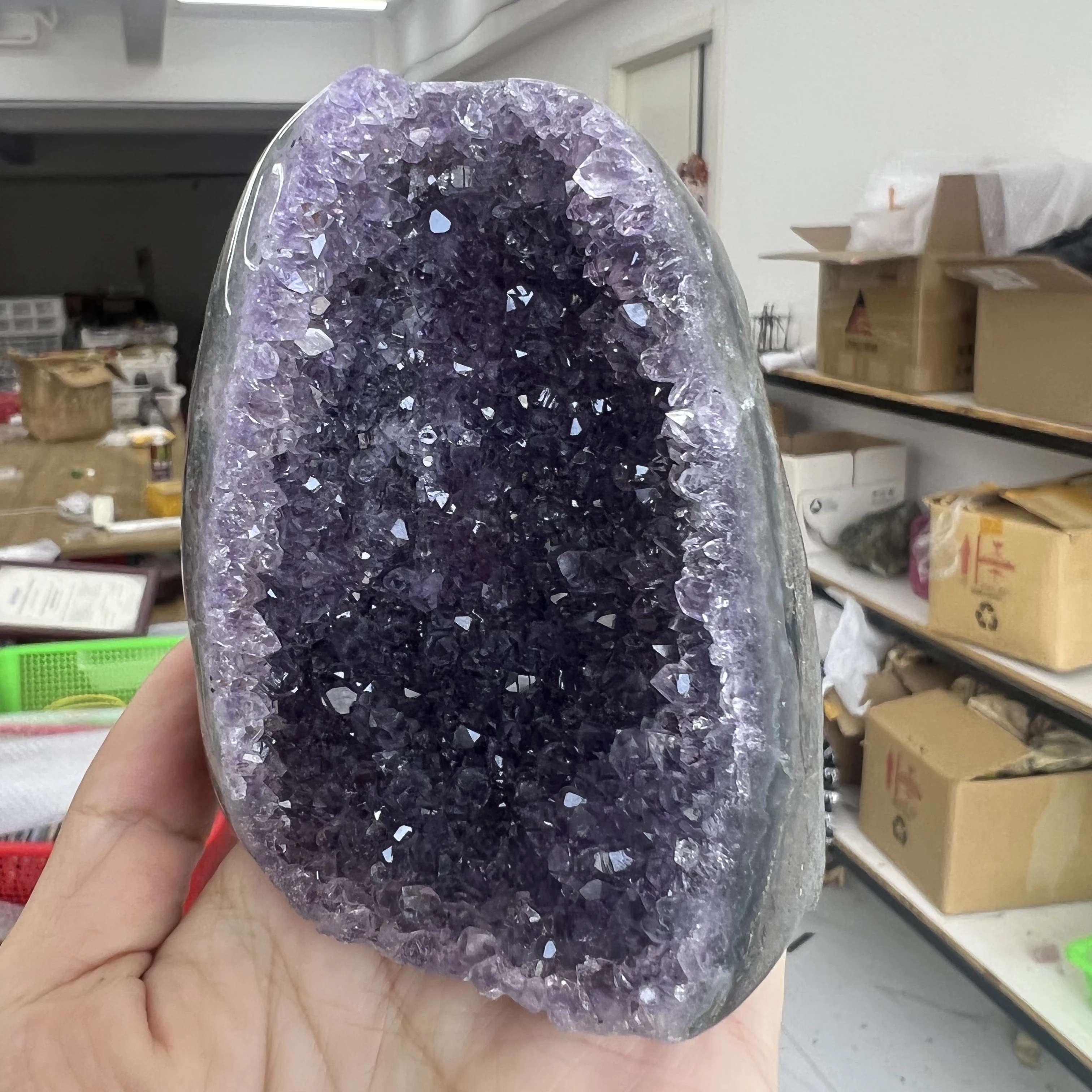 527g 8.5cm Natural Uruguay Dream Amethyst Quartz Crystal Cluster stand