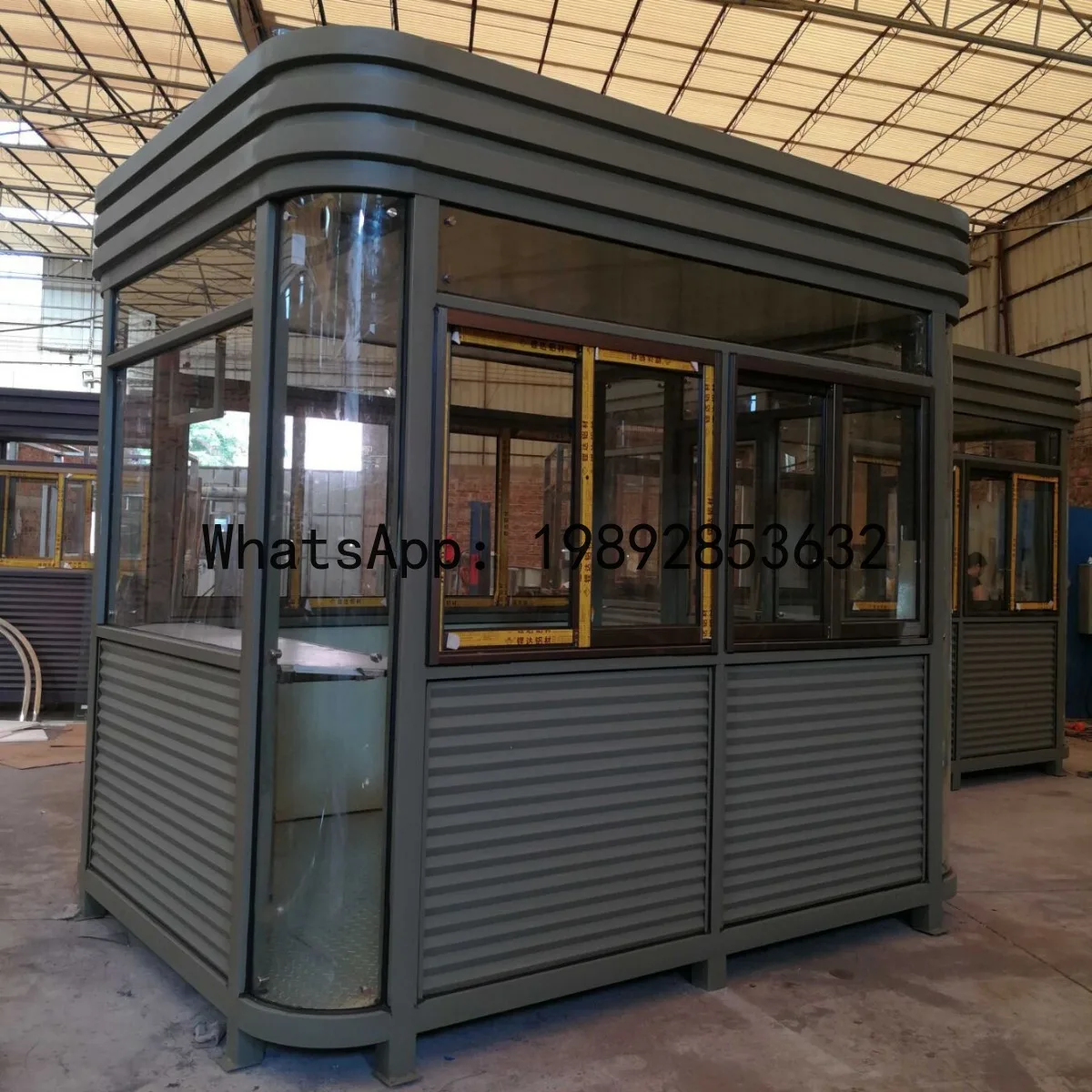 YFY Outdoor Mobile Duty Station Steel Structure Guard Booth Security Booth Property Management Parking Lot