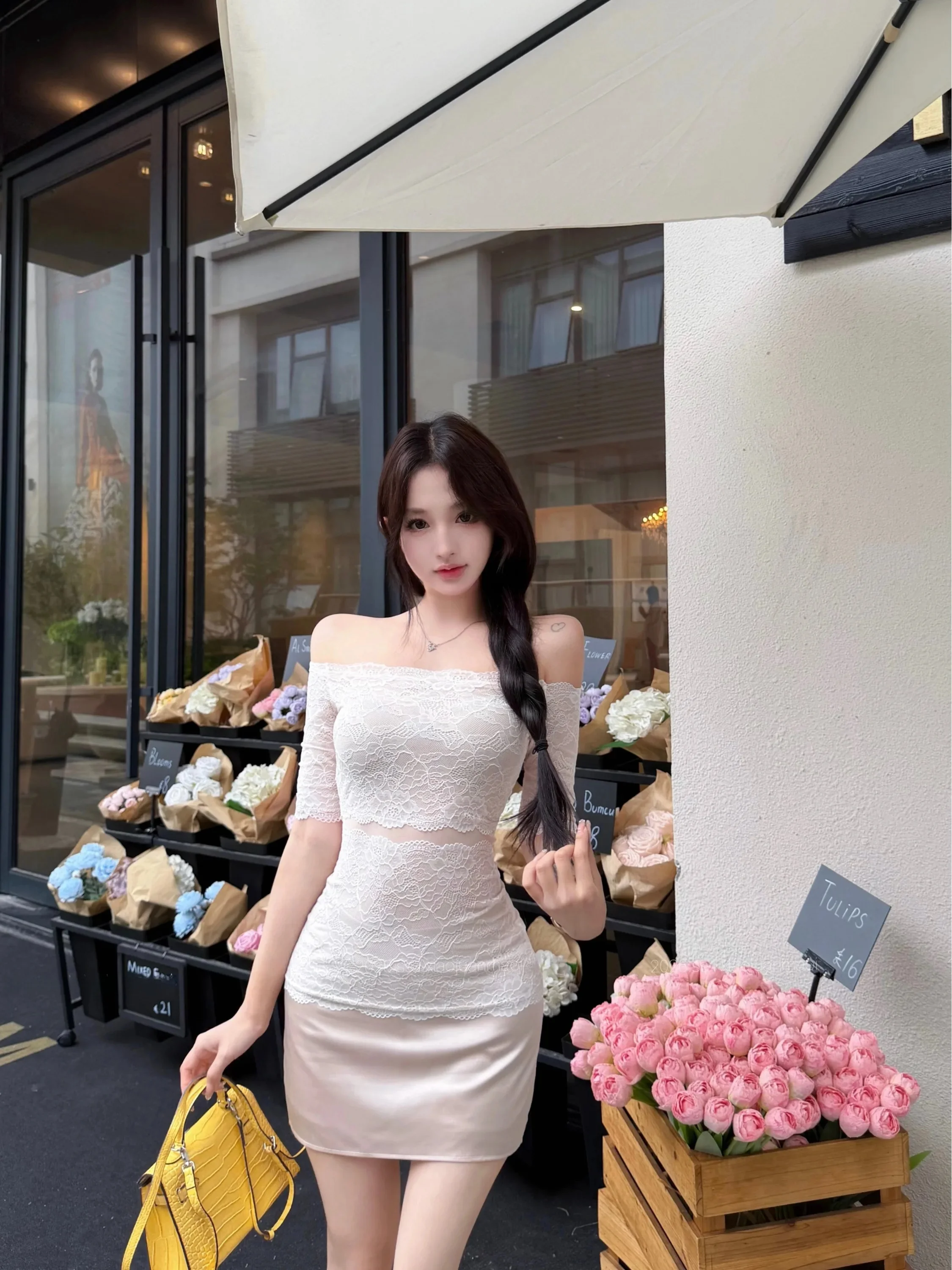 

Custom-Dyed Lace Top Elastic Shoulder Slimming One-Shoulder Satin Halter Neck High Waist Skirt Pants Set Two-Piece Set Slim F...