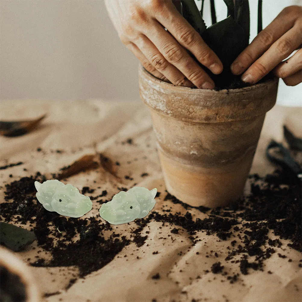 

25 миниатюрных фигурок аллигаторов из смолы для сада и ландшафта, светящиеся в темноте, декор для мха, светящиеся в темноте мини-аллигаторы