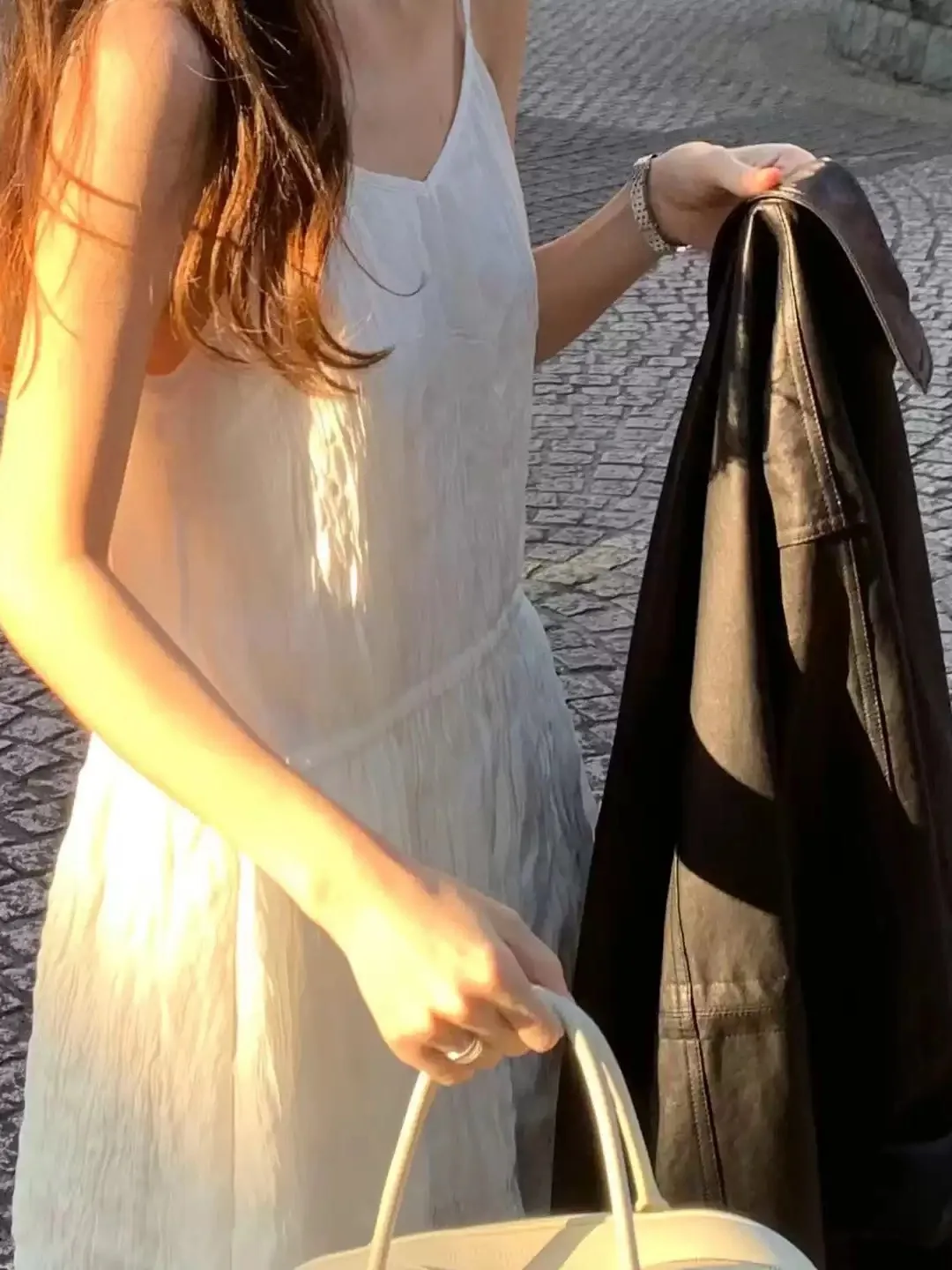 

Платье Ounce Dongdaemun с плиссированной талией, без рукавов, на бретелях, в корейском стиле, повседневное, с V-образным вырезом, свободного кроя, женское