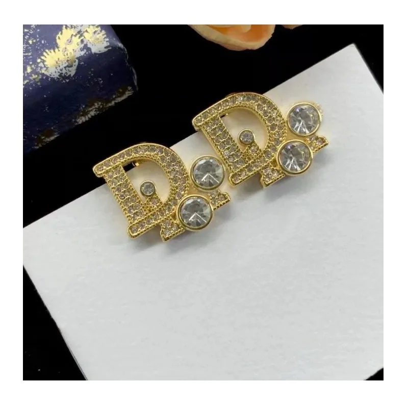 

Модные, универсальные, элегантные серьги-гвоздики премиум-класса, хит продаж, для прямых продаж