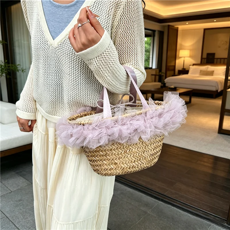 

Новая пляжная сумка в нежном стиле с кружевным бантом-бабочкой, плетеная из соломы, маленькая, цвета макарон, с элементом в виде сердца, для повседневных путешествий