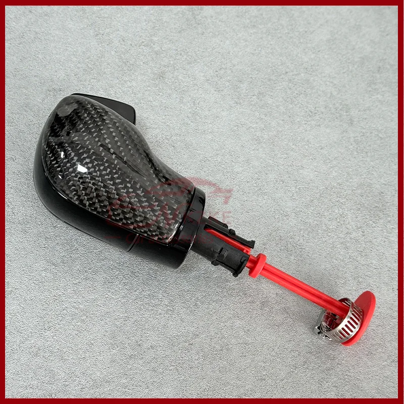 Suitable for Volkswagen Golf 7 GTI/R-Line Shift Knob Carbon Fiber Material Customized Logo Cover, Ergonomic Shift Lever with Ske
