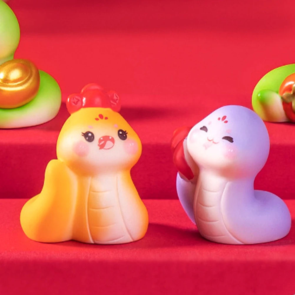 

8Pcs Mini Snake Zodiac Figurines Resin Snake Statues for 2025 Chinese New Year Car Dashboard Home Decor Feng Shui Zodiac Animals