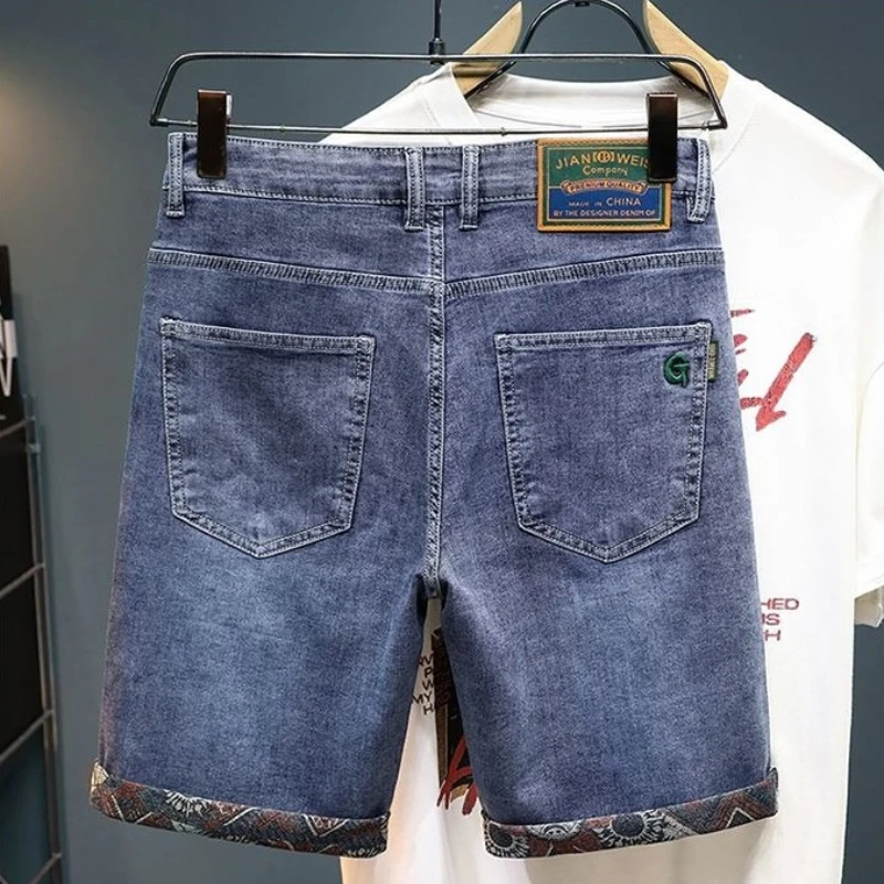 Celana Pendek Denim Bordir Pria Musim Panas Jeans Ala Jalanan Kepribadian Ramping Fashion Lurus Celana Pendek Pria Bermuda Mewah