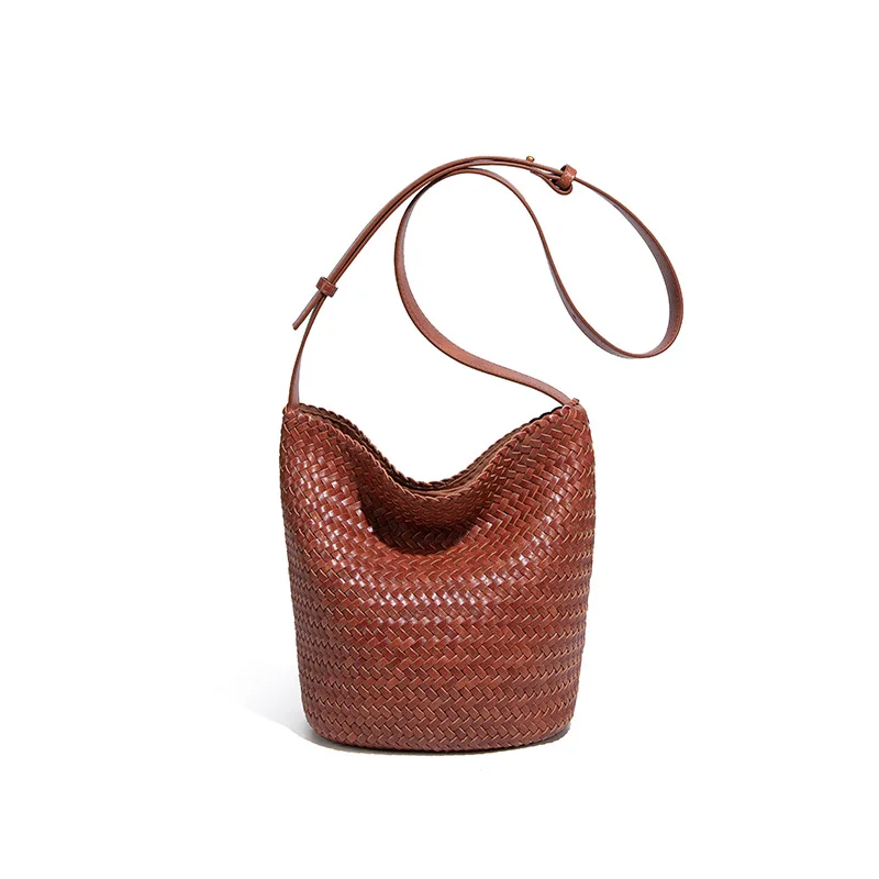 Handwoven Leather Bucket Bag Women's Fashionable Shoulder Crossbody Bag Rabbit2026 New Style Handheld Single Shoulder Diagona... image 3