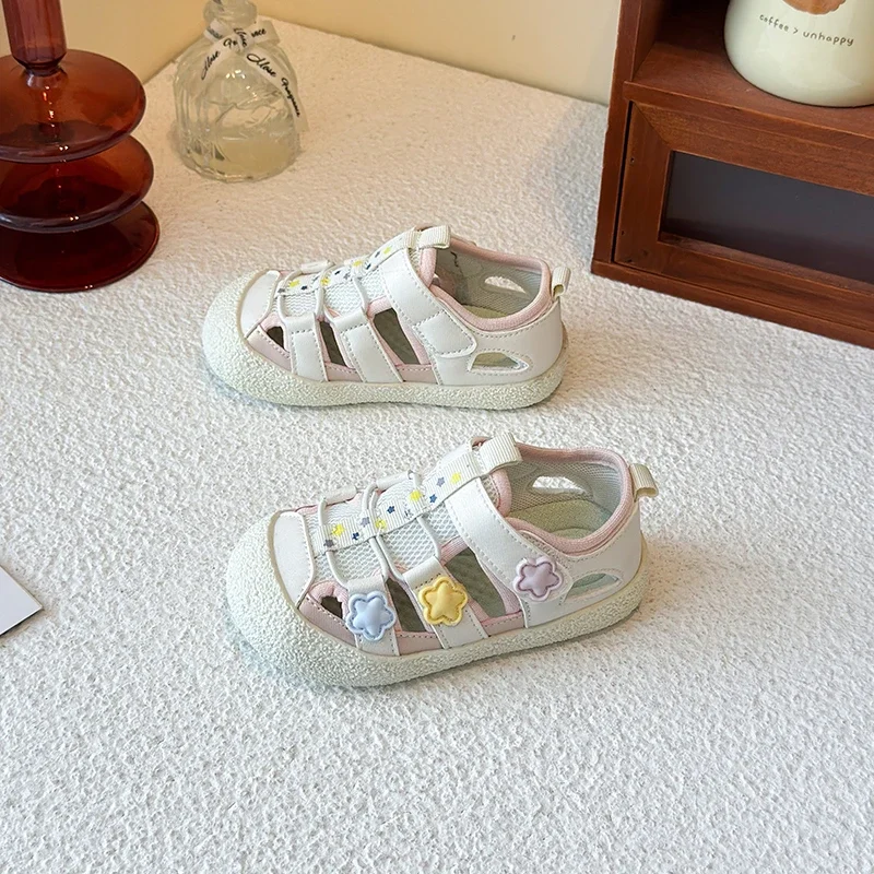 Girls Casual Walking Toes Capped Soft Sole Little Kids Sandals Shoes Non-slip 2026 Summer New Children Princess Flats Stars Cute