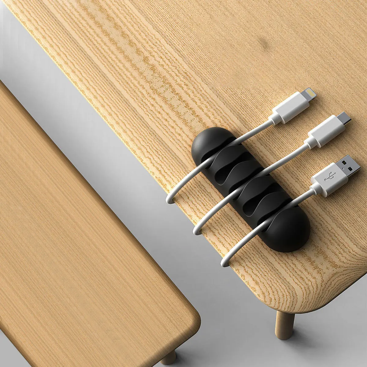 

12Pcs Cable Clips Solid Wire Holder Durable Adhesive Cord Organizer Desk Management for Home Office Headphones Chargers
