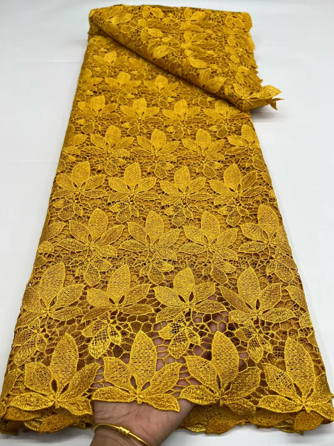 

NRFG69 Gold!Nice looking African water soluble lace fabric,wholesale embroidered guipure cord lace for party/wedding dress