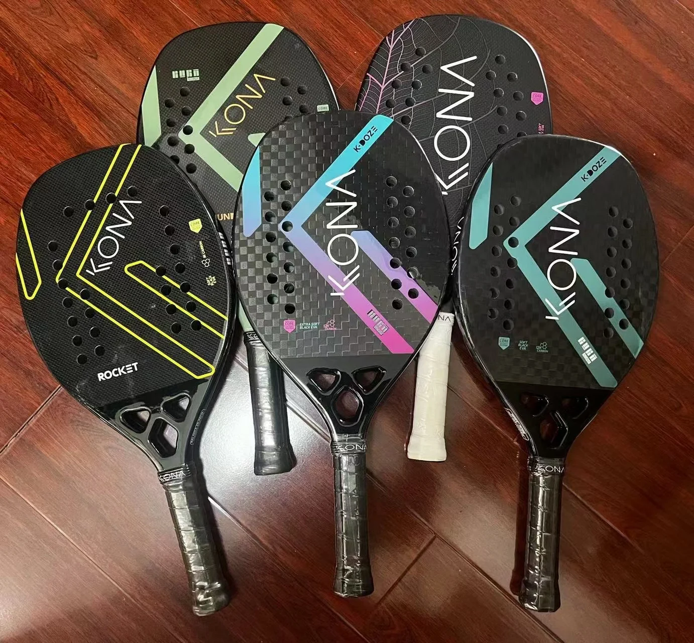 Beach Tennis Racket 3K Full Carbon Fiber Rough Surface Interlayer EVA Foam Opening or Hole in A Utensil Outdoor Sports Racquet