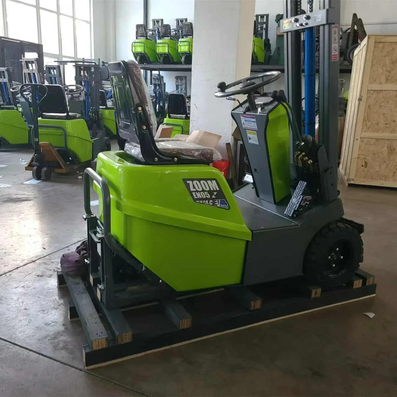 

Factory Direct Sales 1.5 Tons 2 Tons Portable Mini Forklift Small Lift Lift Truck