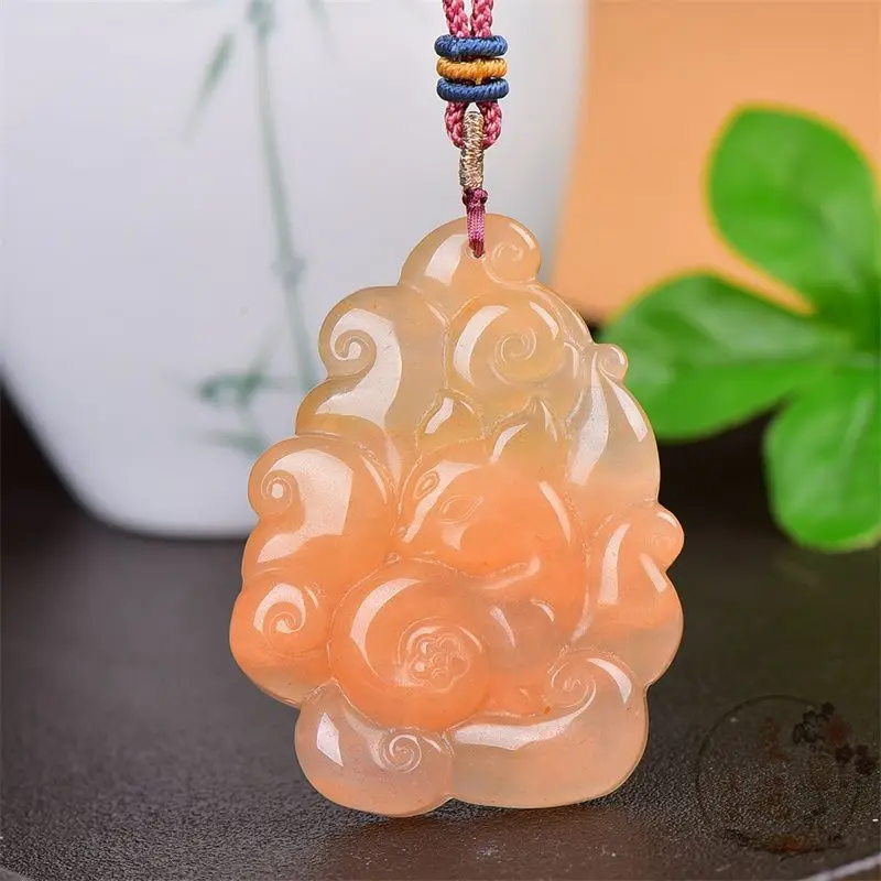 Golden Silk Jade Nine Tailed Fox Lucky Lucky and Exquisite Men's and Women's Pendant Necklace