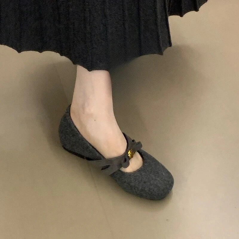 

Новинка 2023 года, мягкая, удобная и простая обувь на плоской подошве, женская летняя повседневная удобная обувь для взрослых на среднем каблуке с полиуретановой стелькой