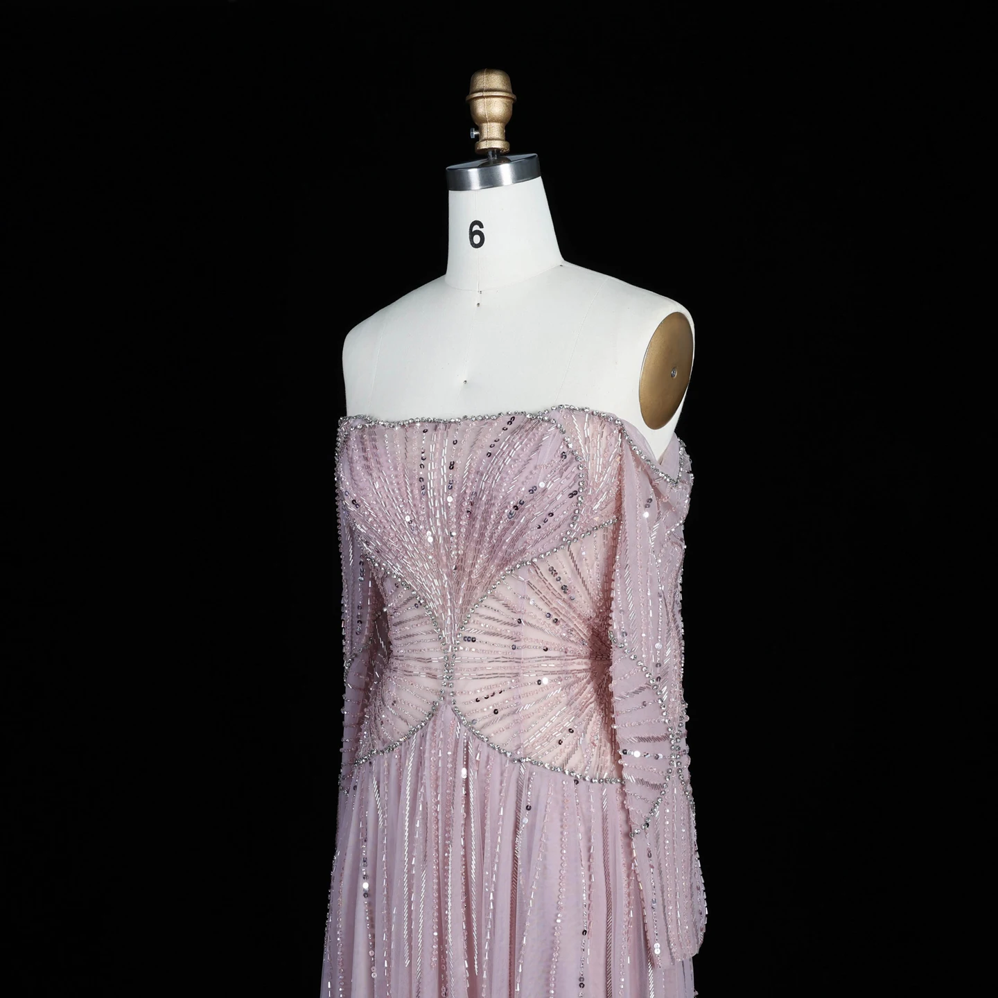 Sharon Said Luxuriöses Rosa Abendkleid, Schulterfrei, Lange Ärmel, Vertikal Perlenbestickt, Fließendes Formelles Kleid für Festliche Anlässe, SS507 Maßanfertigung – Detail 7