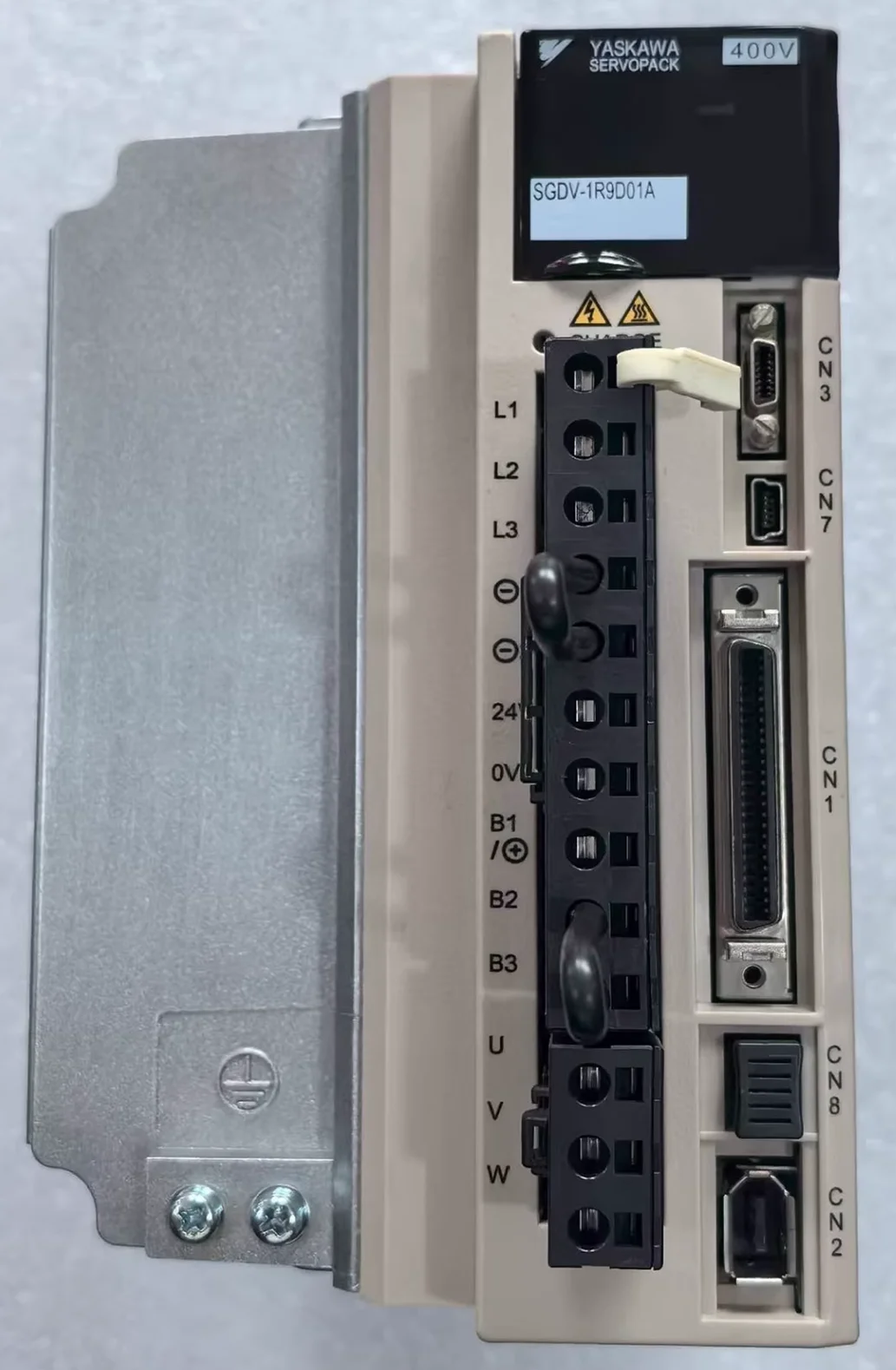 

SGDV-1R9D01A Brand New Servo Drive Original Genuine，SGDV-1R9D01A，Fast Shipping