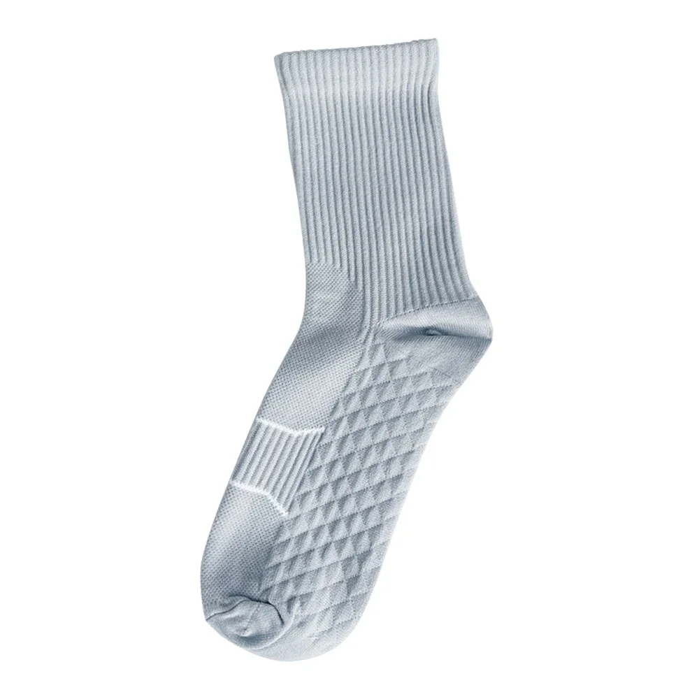 High Quality Running Fashion Sports Socks Breathable Sweat Absorption Sports Short Socks Soft Cute Basketball Socks for Women