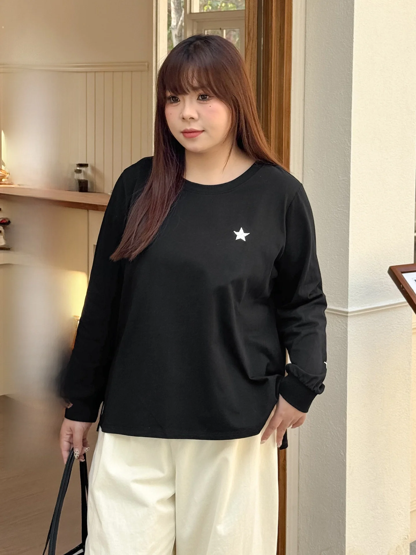 

Slimming Long Sleeve round Neck T-Shirt Embroidered Stars Simple Style plus Size Women's Spring Fashion Top Breathable Cotton