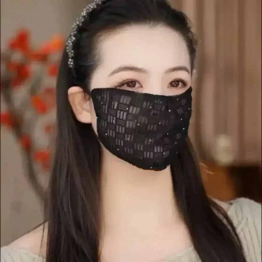 

4pcs Summer Face Mask With Rhinestones Sparkling Sunproof Dustproof 3D Washable
