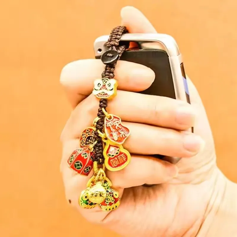 Chinese Traditional Enamel Pixiu Lucky Charm Keychain Fortune Lion Tiger Head Shoe Gold Swallowing Beast Pendant Wealth Good Luck Amulet Hanging Ornament For Car Bag Gift