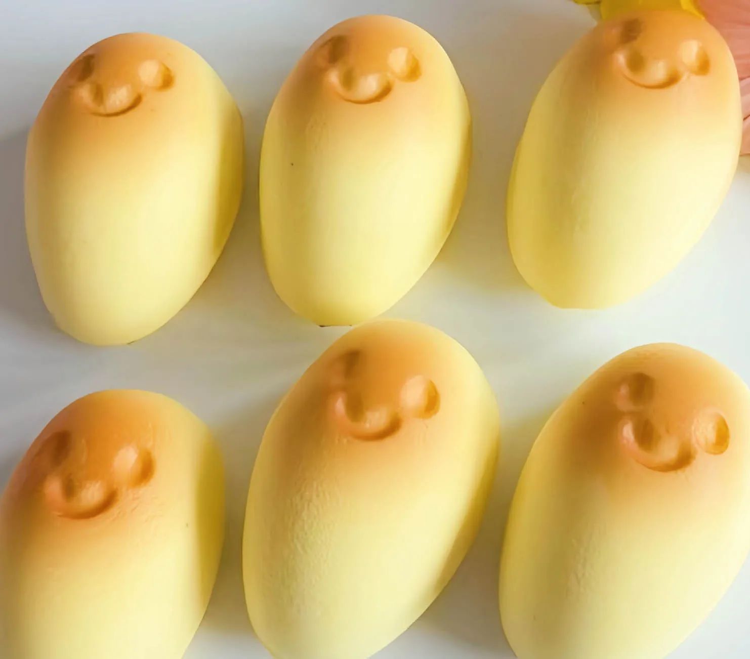 Realistic Cute Egg Cake Wet Soft Slow Rebound Squishy Toy For Adult Kids Stress Relief Squeeze Vent Pinch Fidget Toy Gift