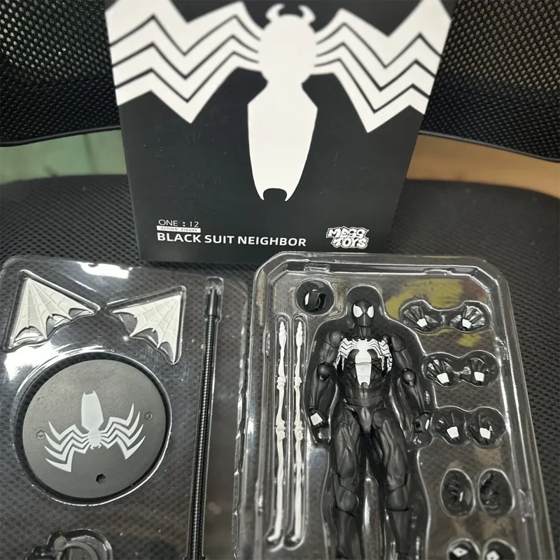

15cm Black Suit Neighbor Symbiote Spider Man Black Venom Suit Articulated Action Figures Desktop Decorative Model Doll Gift Toys