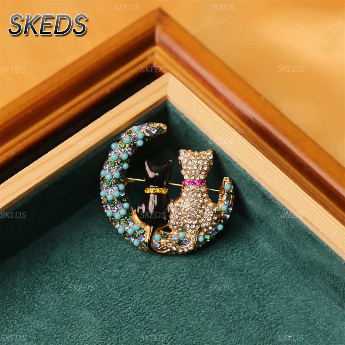 SKEDS Broche de gato adorable, - Anime Cosplay Simple reseña y precio